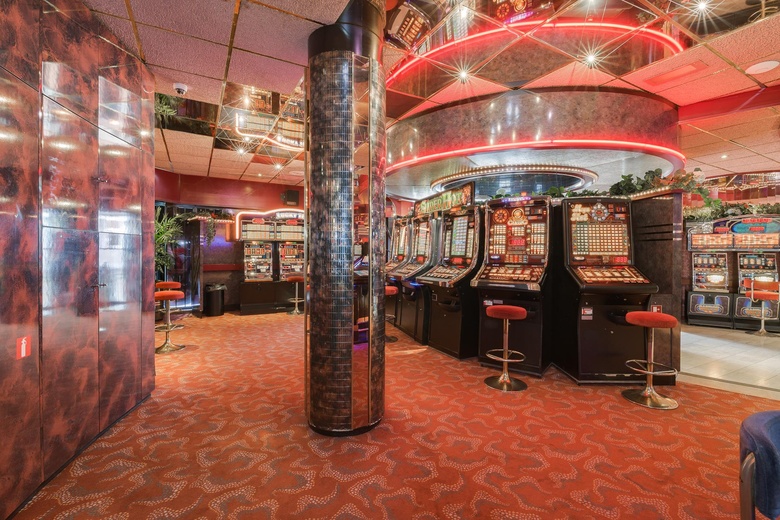 WinkelruimteaanMarkthoek 103<br/> inWinterswijk WinkelruimteaanMarkthoek 103<br/> inWinterswijk