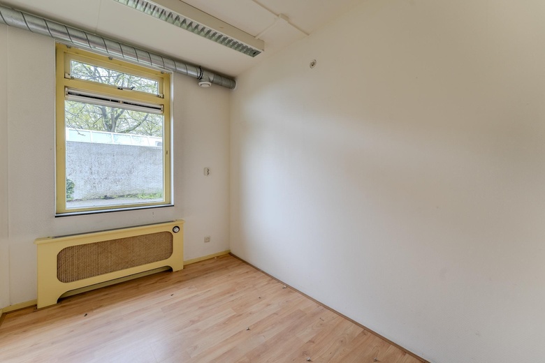 KantoorruimteaanMolenstraat 10<br/> inBunschoten KantoorruimteaanMolenstraat 10<br/> inBunschoten