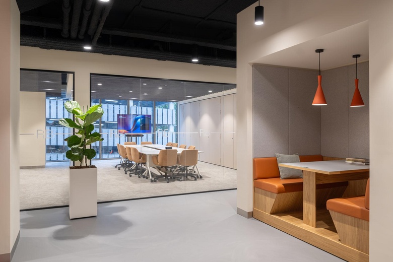 KantoorruimteaanAert van Nesstraat 45<br/> inRotterdam