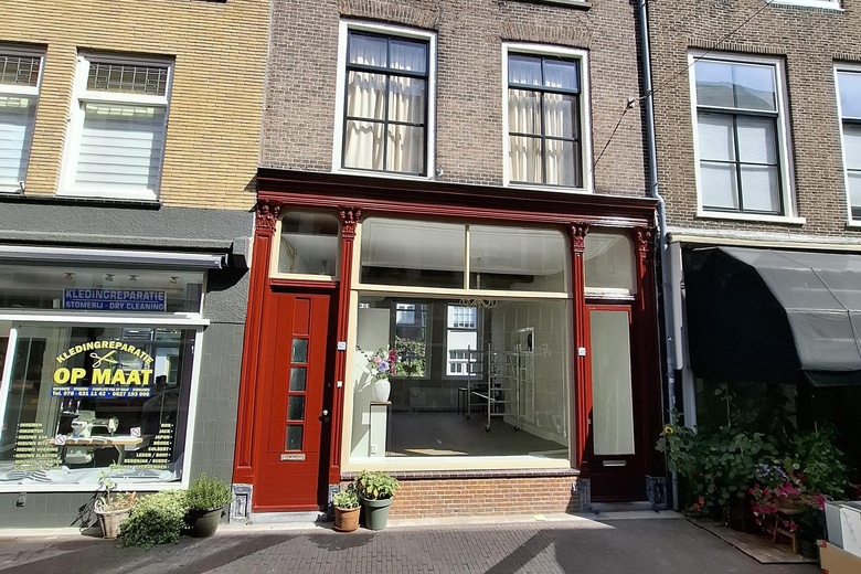 WinkelruimteaanVoorstraat 419<br/> inDordrecht WinkelruimteaanVoorstraat 419<br/> inDordrecht