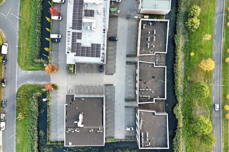 KantoorruimteaanZwolseweg 17 - 21<br/> inBarendrecht KantoorruimteaanZwolseweg 17 - 21<br/> inBarendrecht