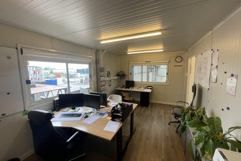 BedrijfsruimteaanPoelweg 40<br/> inDe Kwakel