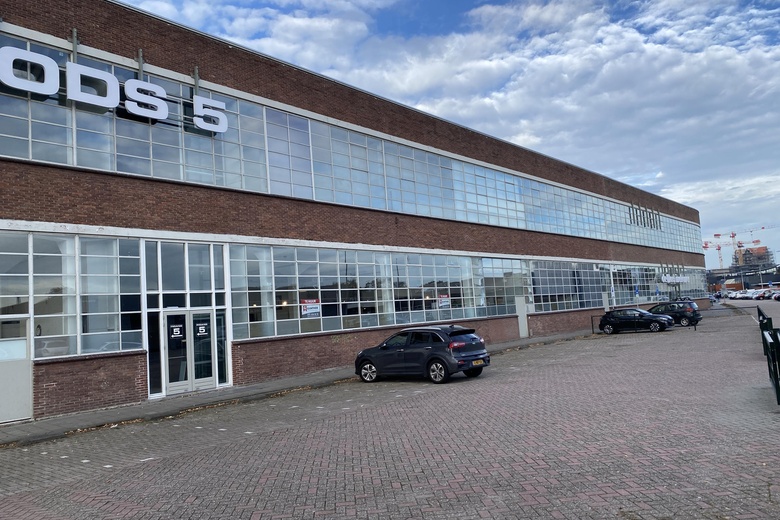 Bekijk foto 1 van Pieter Ghijsenlaan 14 B