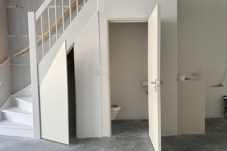 BedrijfsruimteaanNijverheidslaan 8 D<br/> inWeesp