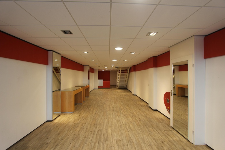WinkelruimteaanGeneraal Cronjéstraat 104<br/> inHaarlem WinkelruimteaanGeneraal Cronjéstraat 104<br/> inHaarlem
