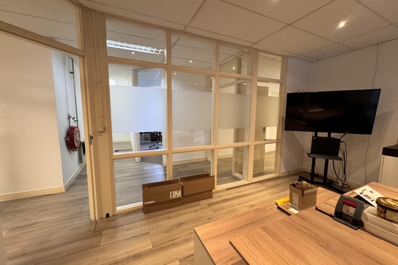 WinkelruimteaanMarkerkant 11 11<br/> inAlmere WinkelruimteaanMarkerkant 11 11<br/> inAlmere