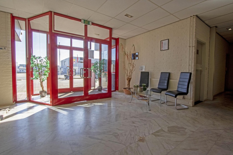 KantoorruimteaanDe Hulst 16<br/> inOostrum