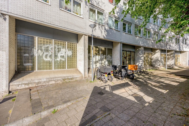 BedrijfsruimteaanWolphaertsbocht 486- 488<br/> inRotterdam