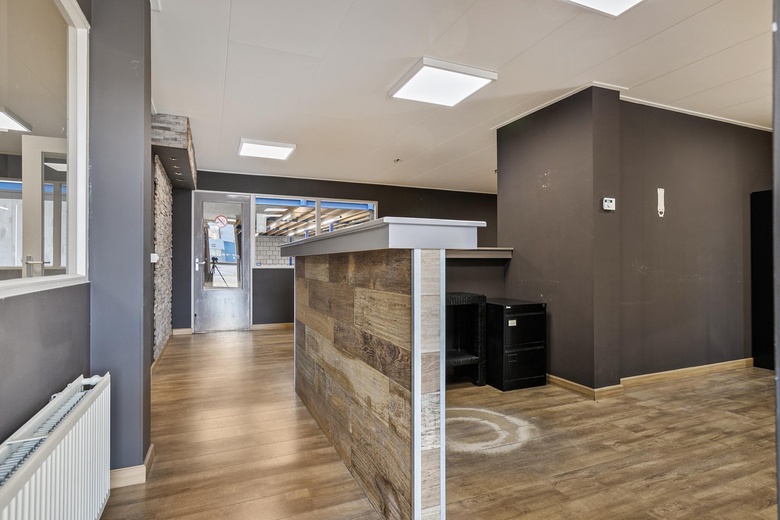 BedrijfsruimteaanRijnstraat 18 A<br/> inOss BedrijfsruimteaanRijnstraat 18 A<br/> inOss