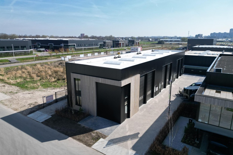 BedrijfsruimteaanKringloopweg 6<br/> inHendrik-Ido-Ambacht