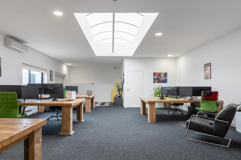 BedrijfsruimteaanKiotoweg 157<br/> inRotterdam