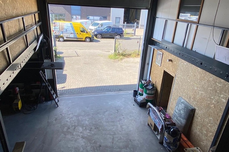 BedrijfsruimteaanKempenbaan 73<br/> inRijen