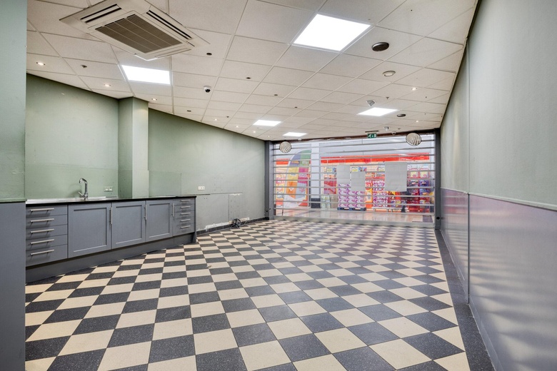 WinkelruimteaanReigerhof 97<br/> inNieuwerkerk aan den IJssel