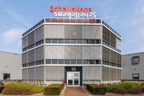 Bekijk foto 4 van Platinawerf 10