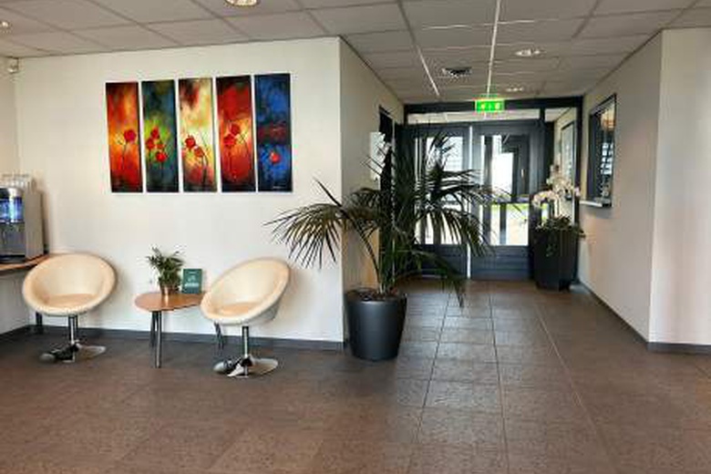 KantoorruimteaanZuideinde 49 2e etage<br/> inBarendrecht KantoorruimteaanZuideinde 49 2e etage<br/> inBarendrecht