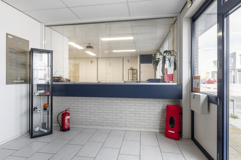 BedrijfsruimteaanKreekweg 16<br/> inVlaardingen