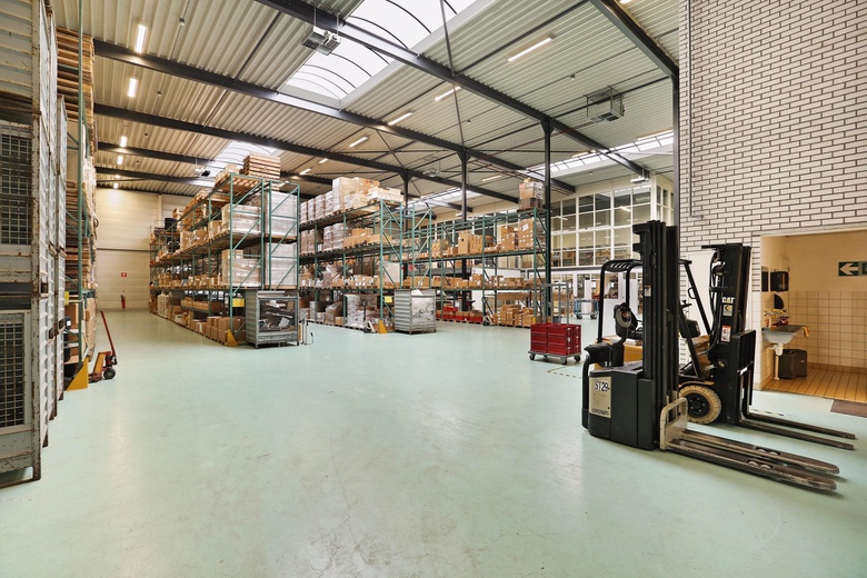 BedrijfsruimteaanAntennestraat 40<br/> inAlmere