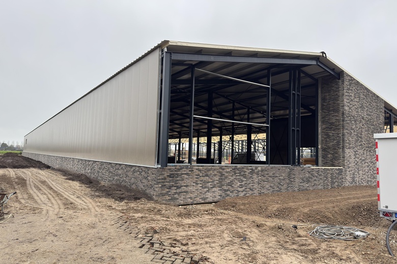 BedrijfsruimteaanHolkampstraat 3<br/> inVinkel