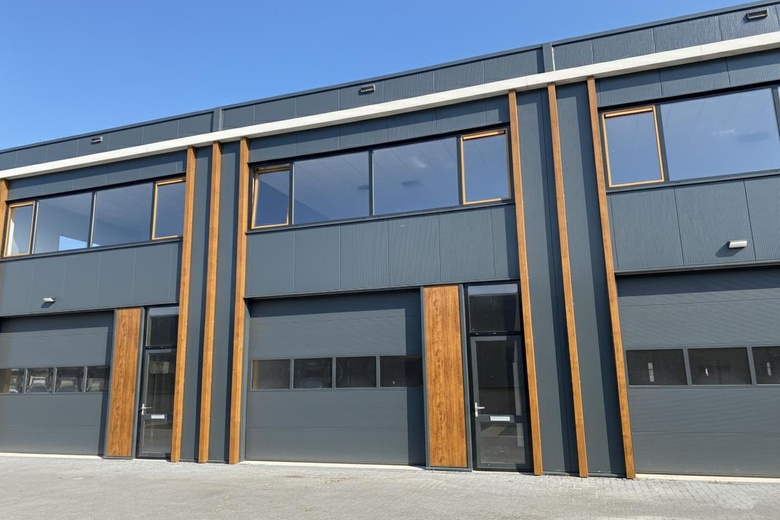 Bekijk foto 1 van Bosschendijk 191 b