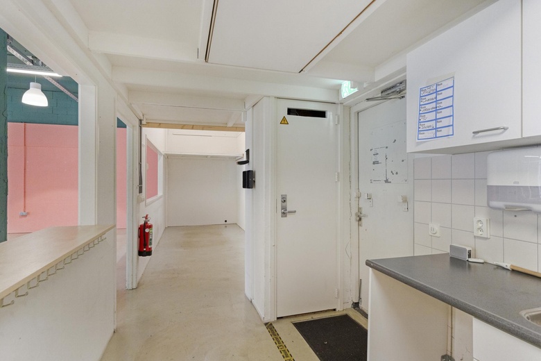 Winkelruimte Alphen aan den Rijn - Van Boetzelaerstraat 9 A - Foto 12