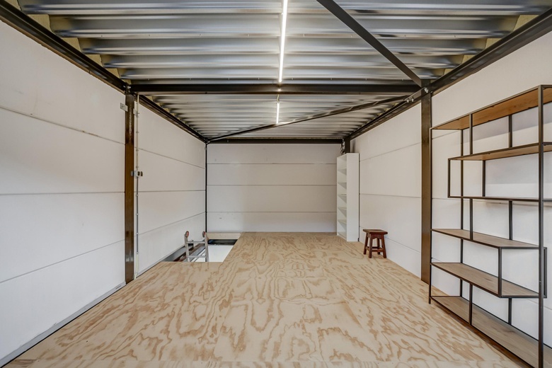 BedrijfsruimteaanNikkelweg 297<br/> inAlphen aan den Rijn