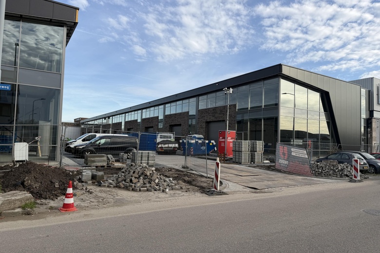 Bekijk foto 1 van Weerenweg 26 U 18