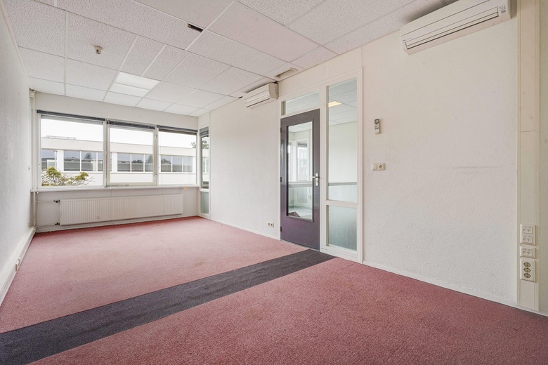 KantoorruimteaanPrinses Irenelaan 81<br/> inVoorburg