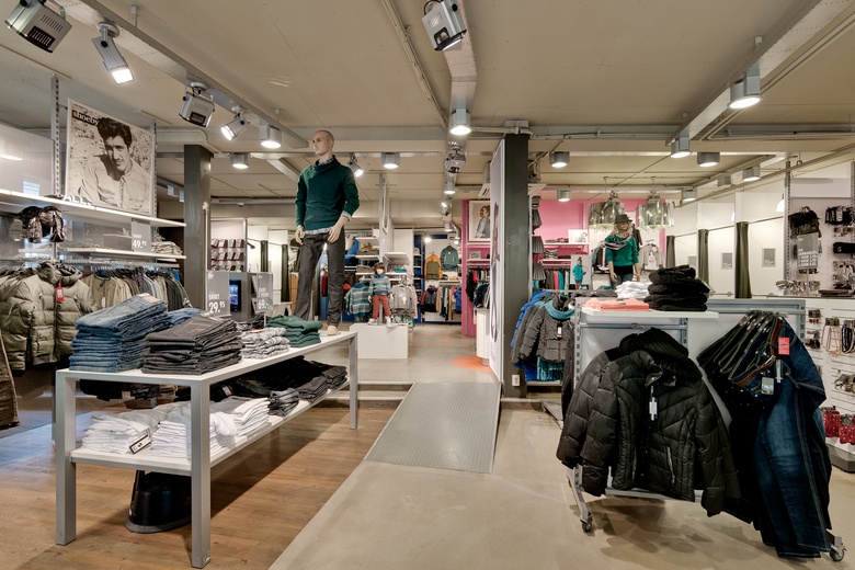 WinkelruimteaanMarkt 20<br/> inAalten WinkelruimteaanMarkt 20<br/> inAalten