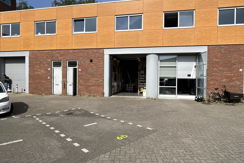 Bekijk foto Bedrijfsruimte aan de Archangelkade 6 E in Amsterdam Bekijk foto Bedrijfsruimte aan de Archangelkade 6 E in Amsterdam