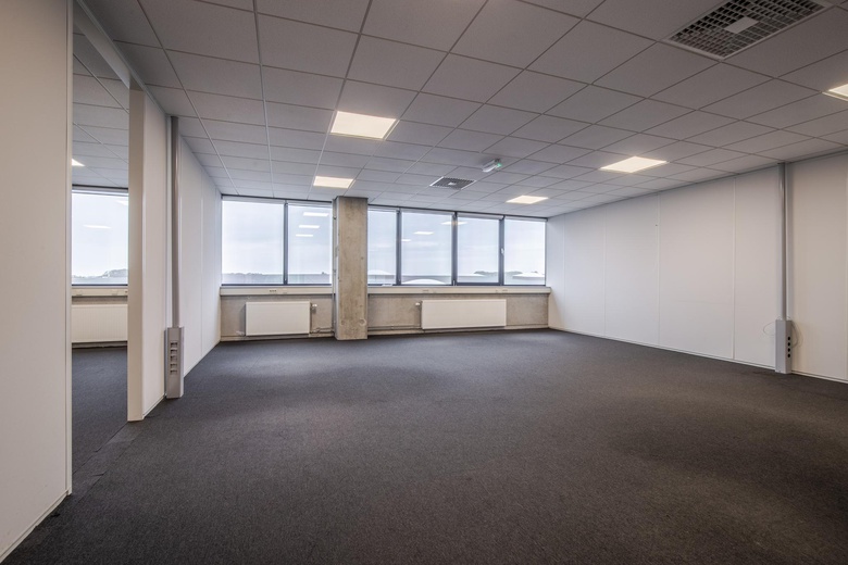 KantoorruimteaanRessenerbroek 26 e<br/> inHeteren KantoorruimteaanRessenerbroek 26 e<br/> inHeteren