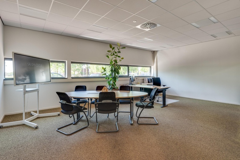 BedrijfsruimteaanHabraken 1209<br/> inVeldhoven BedrijfsruimteaanHabraken 1209<br/> inVeldhoven