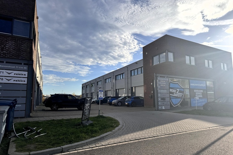 BedrijfsruimteaanXenonstraat 76<br/> inAlmere