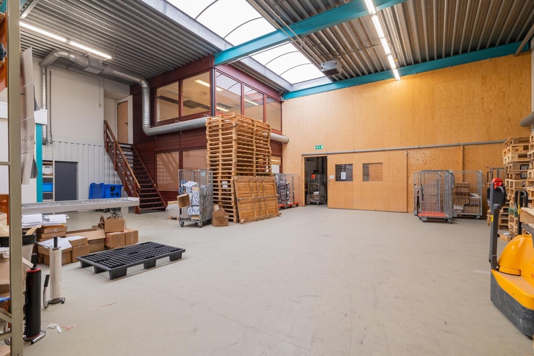 BedrijfsruimteaanKonnetlaantje 14<br/> inRijsenhout BedrijfsruimteaanKonnetlaantje 14<br/> inRijsenhout