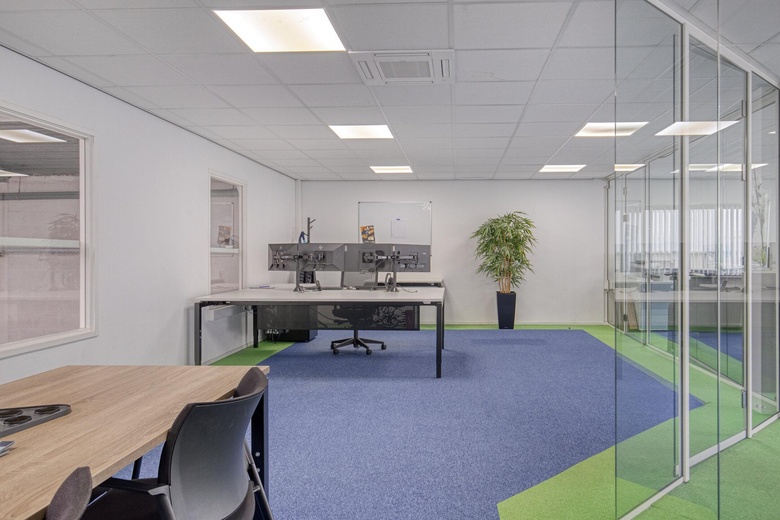BedrijfsruimteaanIndustrieweg 10<br/> inAlphen aan den Rijn BedrijfsruimteaanIndustrieweg 10<br/> inAlphen aan den Rijn