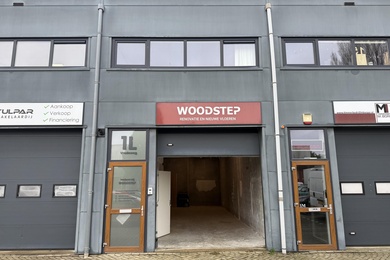 Bekijk foto 2 van Vredeweg 1 L