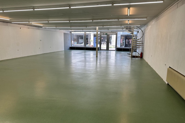 WinkelruimteaanSteenweg 47<br/> inSittard WinkelruimteaanSteenweg 47<br/> inSittard