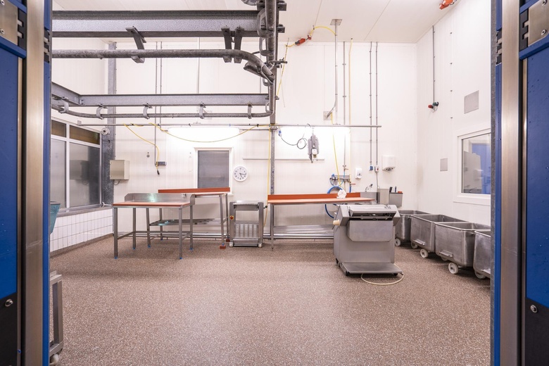 BedrijfsruimteaanIndustrieweg 31 - 33<br/> inWaardenburg BedrijfsruimteaanIndustrieweg 31 - 33<br/> inWaardenburg