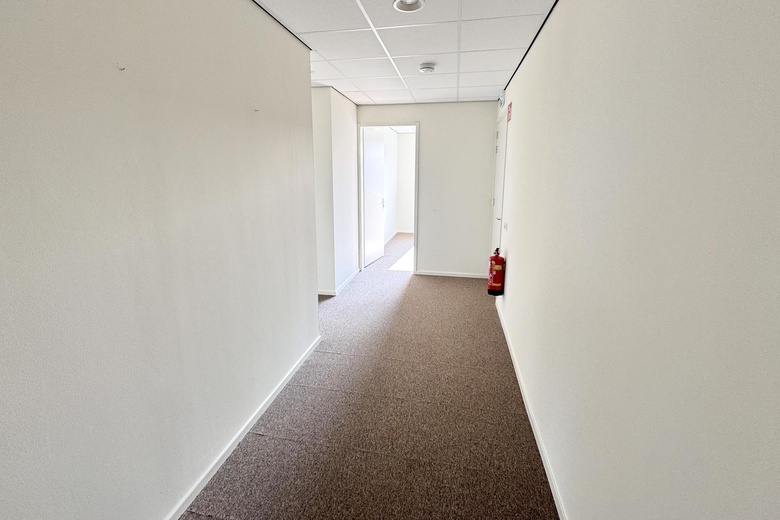 BedrijfsruimteaanSlijkwellsestraat 20 d 5<br/> inWell BedrijfsruimteaanSlijkwellsestraat 20 d 5<br/> inWell