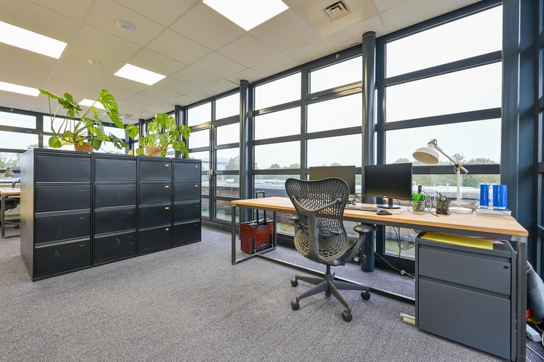 KantoorruimteaanHoge Eng-West 27 A<br/> inPutten