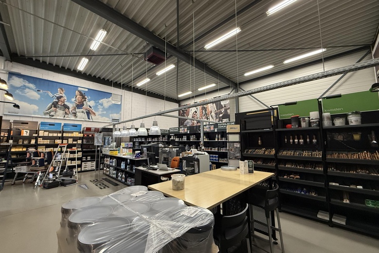 BedrijfsruimteaanRooseindsestraat 95<br/> inHelmond