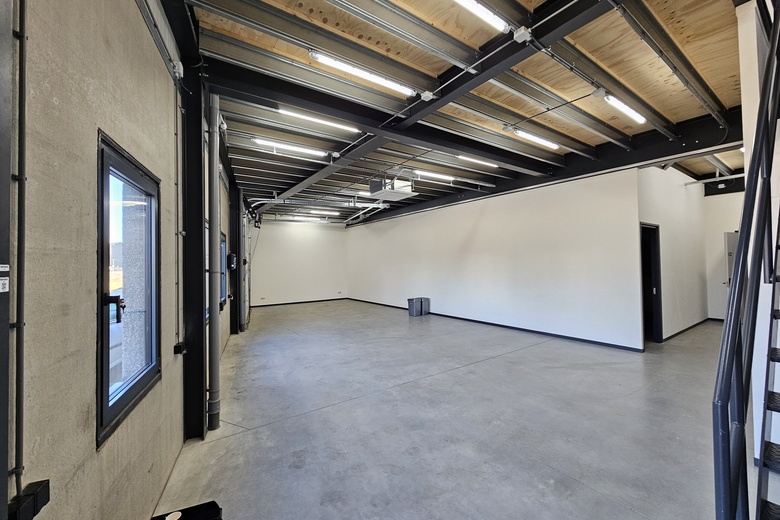 BedrijfsruimteaanSchepelstraat 47<br/> inRoermond BedrijfsruimteaanSchepelstraat 47<br/> inRoermond