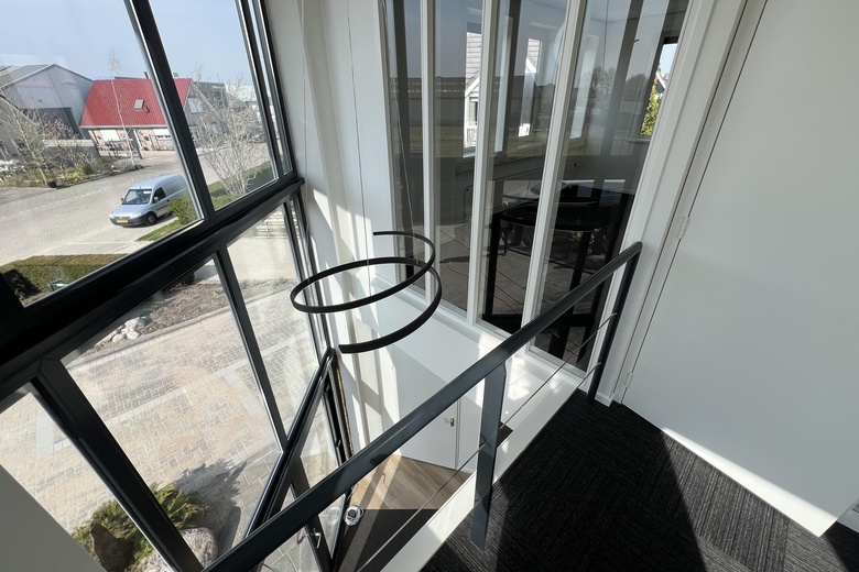 BedrijfsruimteaanAmbachtsstraat 6<br/> inZuid-Beijerland