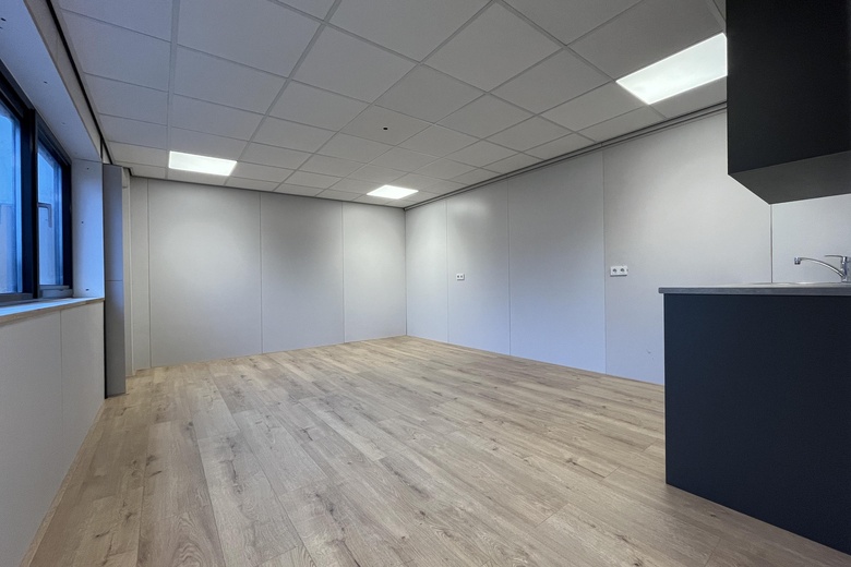 Bedrijfsruimte Weert - Fahrenheitstraat 20 B 8 - Foto 9