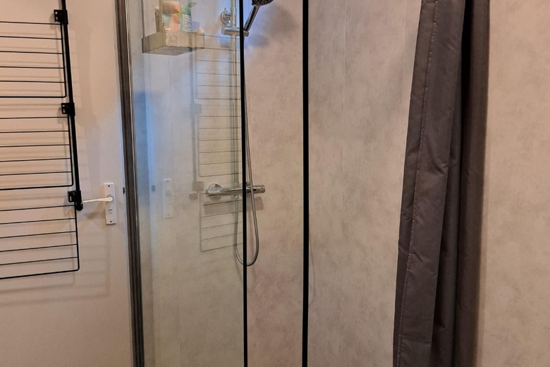 WinkelruimteaanGentsevaartstraat 33<br/> inAxel