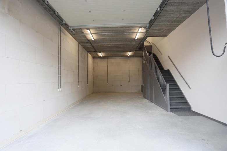 BedrijfsruimteaanVan der Waalsstraat 44 J<br/> inZoetermeer