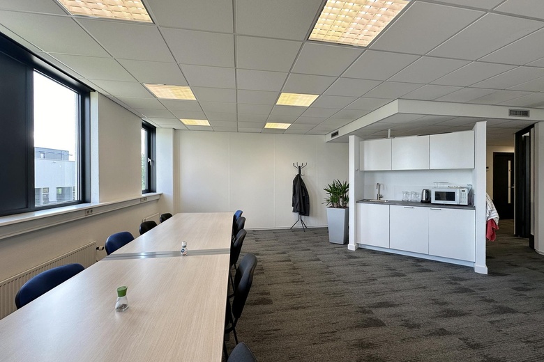 KantoorruimteaanCoenecoop 4<br/> inWaddinxveen