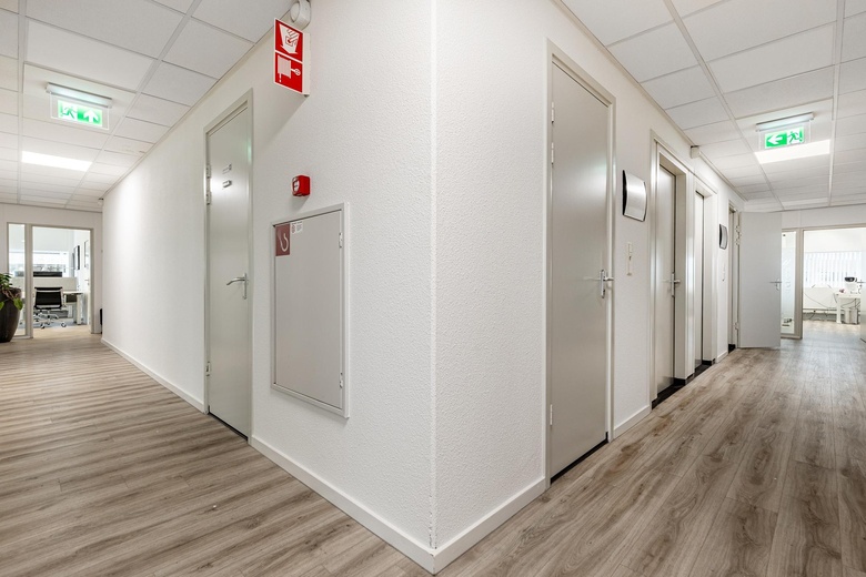 KantoorruimteaanLuchthavenweg 13<br/> inEindhoven KantoorruimteaanLuchthavenweg 13<br/> inEindhoven