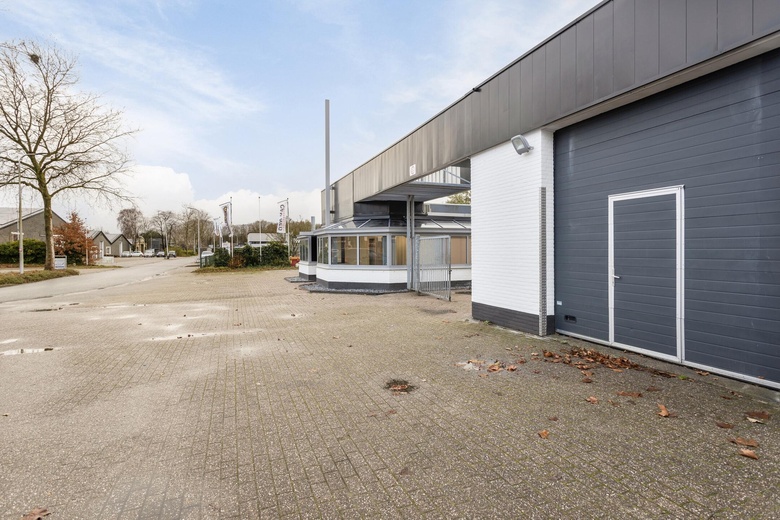 BedrijfsruimteaanNijverheidsweg 13<br/> inNijverdal BedrijfsruimteaanNijverheidsweg 13<br/> inNijverdal