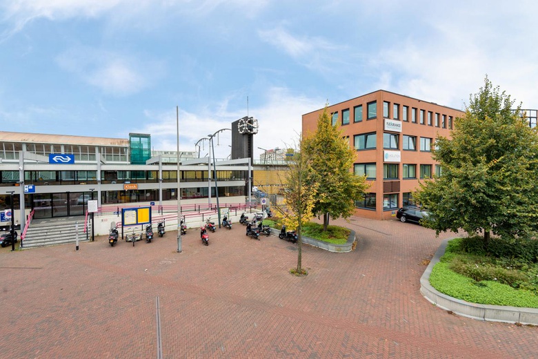 KantoorruimteaanStationsplein 1<br/> inZwijndrecht