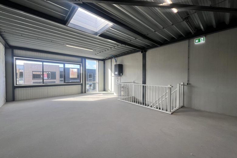 BedrijfsruimteaanLelystraat 70 b<br/> inSliedrecht BedrijfsruimteaanLelystraat 70 b<br/> inSliedrecht